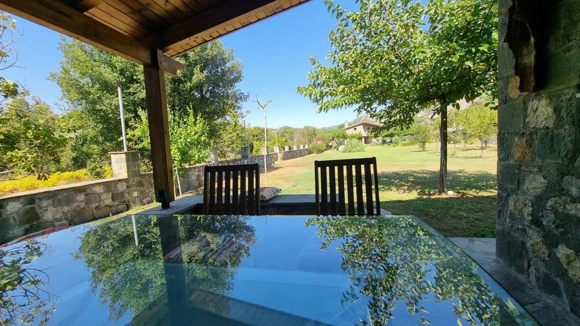 House With Big Garden And Barbeque In Nature Vourgareli Extérieur photo